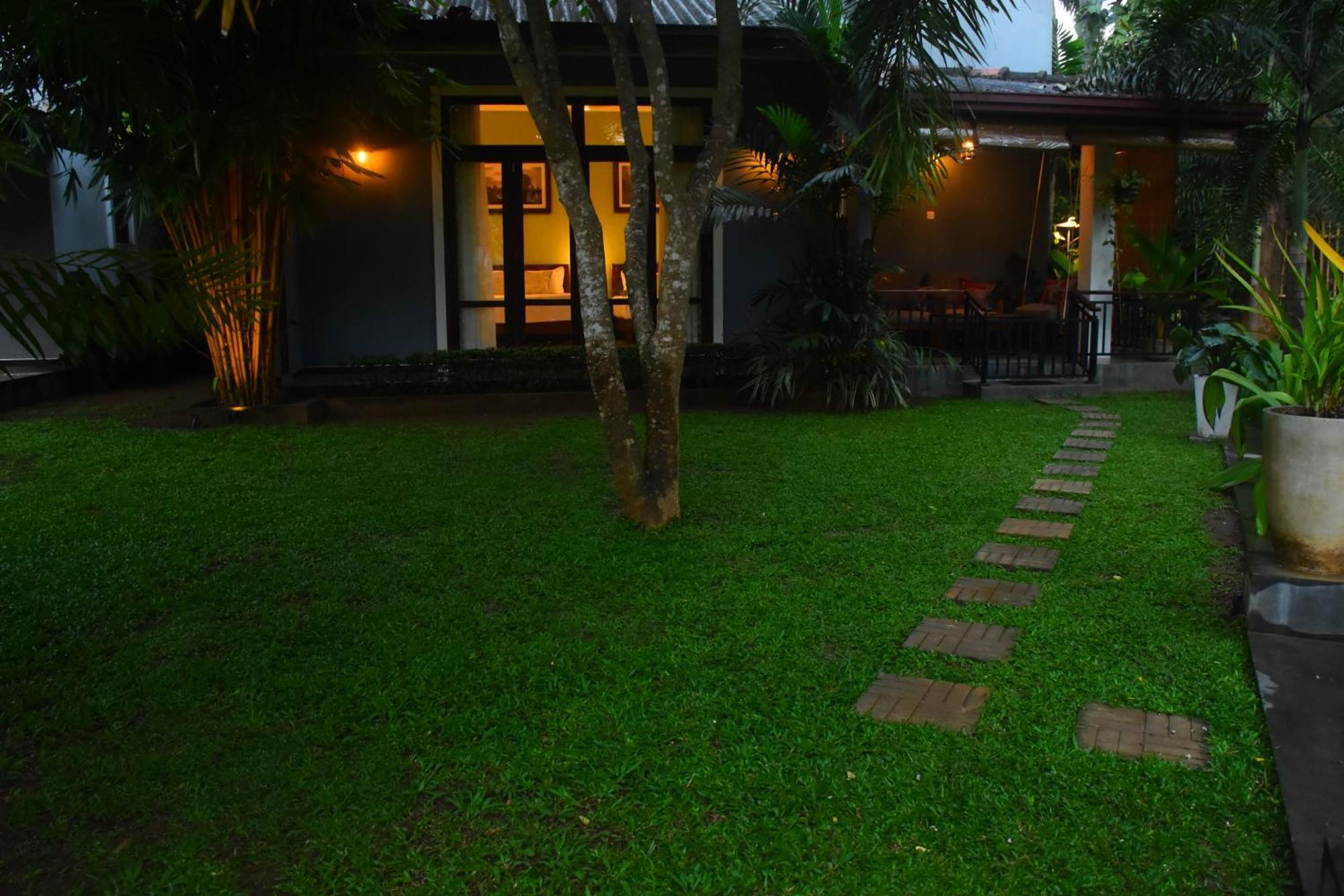 Leel'S Safari Cottage Udawalawe Luaran gambar