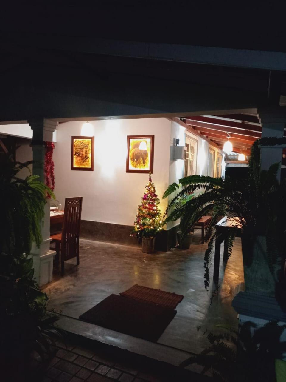 Leel'S Safari Cottage Udawalawe Luaran gambar